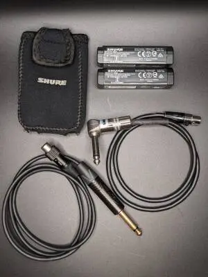 Shure - GLXD Wireless Guitar Pedal System 2